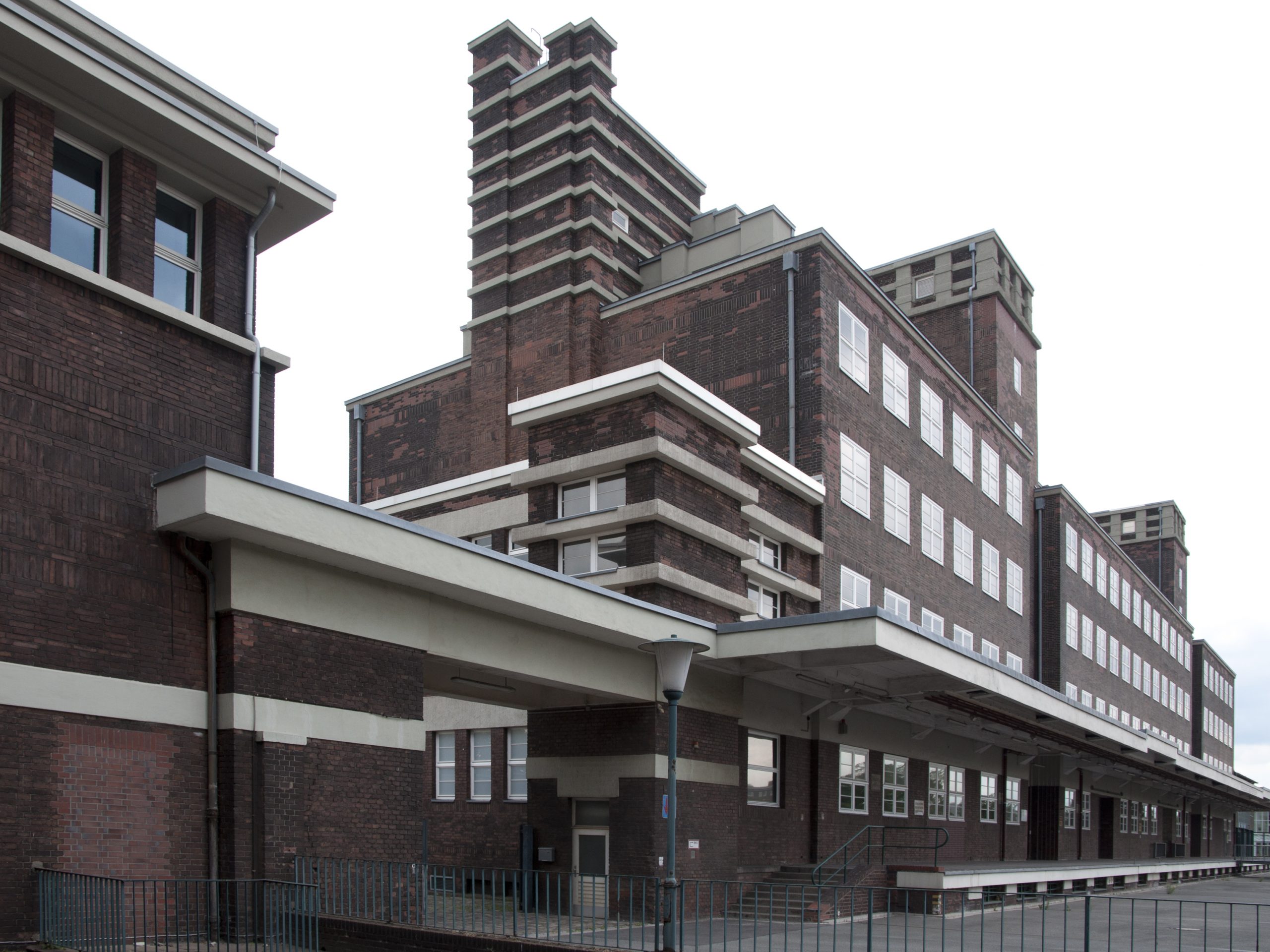 lvr industriemuseum peter behrens bau